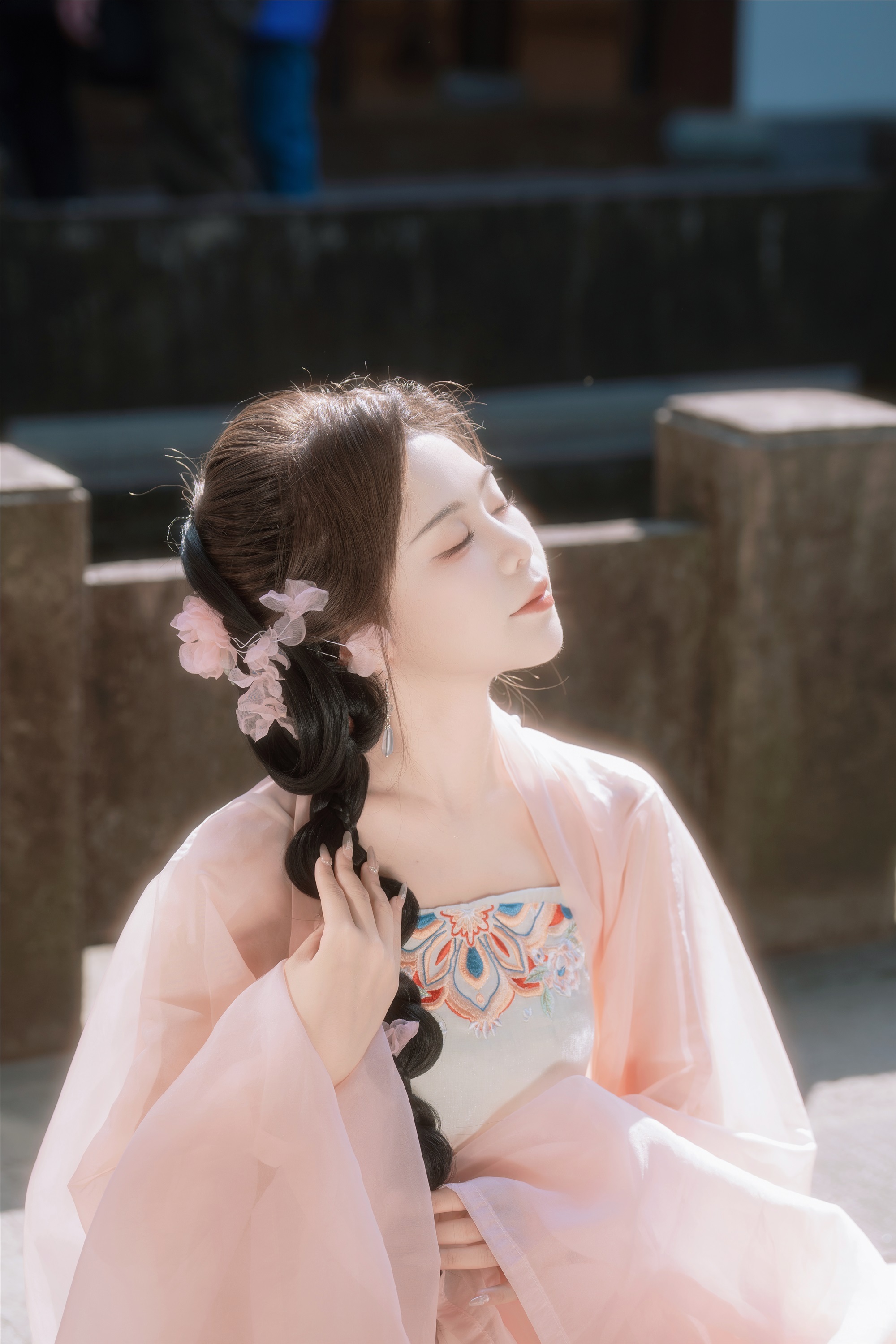 YITUYU艺图语 2025.01.02 粉色温婉 泡芙小方